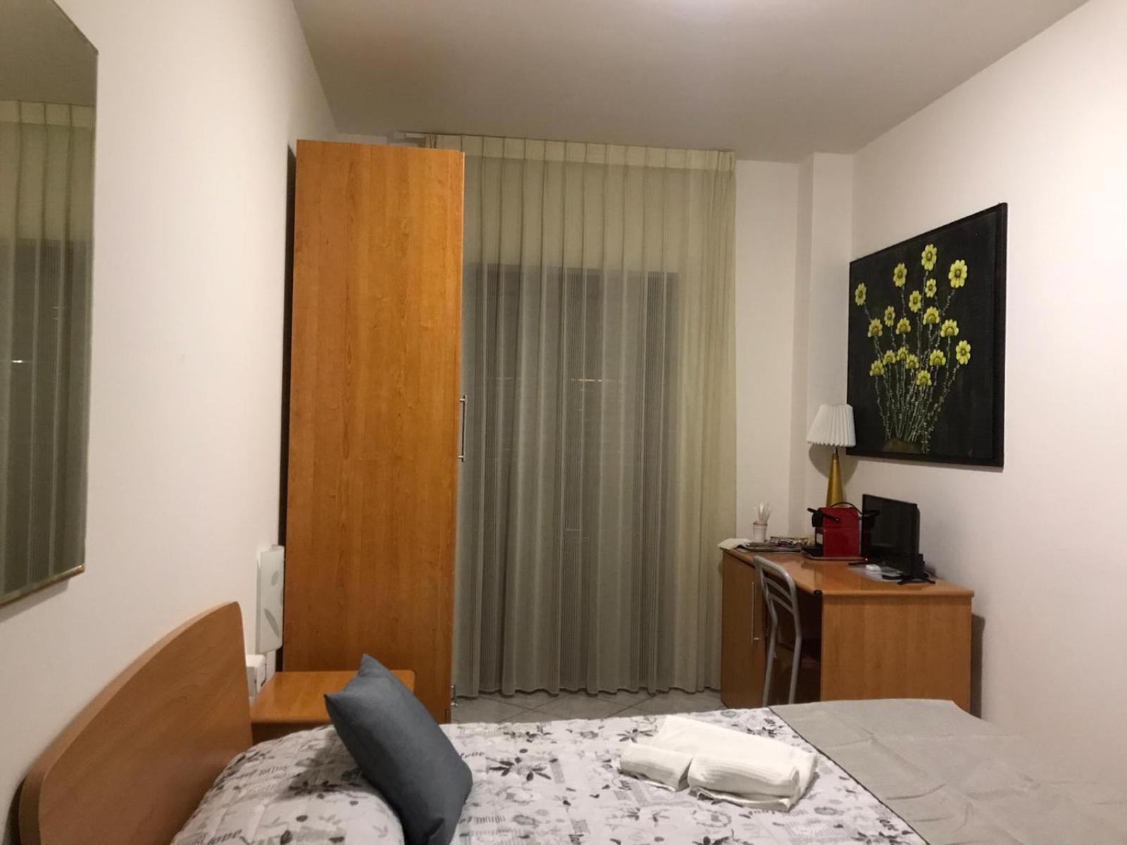 レンデ Raggio Di Sole Bed & Breakfast エクステリア 写真
